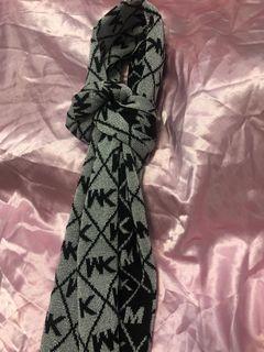 Micheal kors scarf