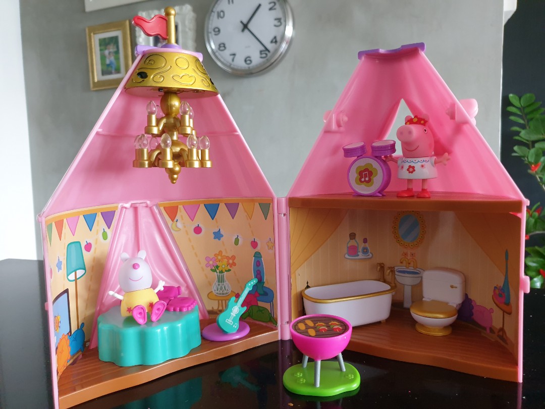 Peppa pig glamping tent top