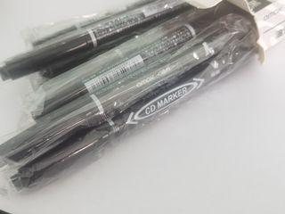 Permanent marker dual tip