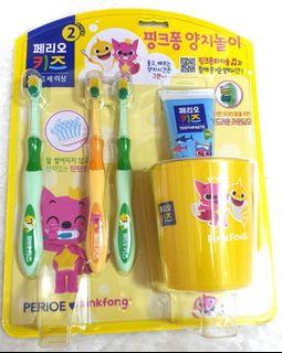 Pinkfong toothbrush set