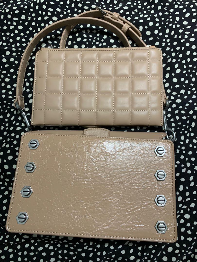 Removable quilted pouch store boxy shoulder bag