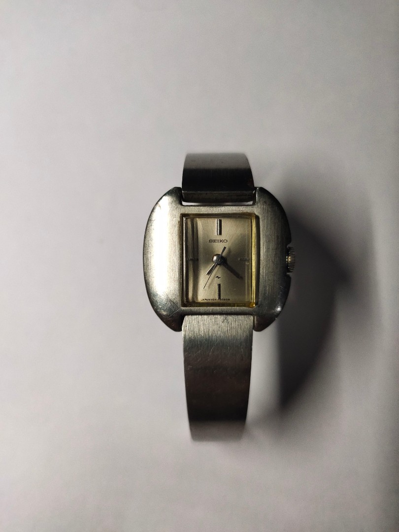 Seiko silver angel. Vintage manual wind, Women's Fashion, Watches &  Accessories, Watches on Carousell