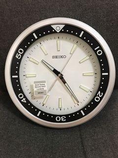 Seiko Wall Clock QXA723S