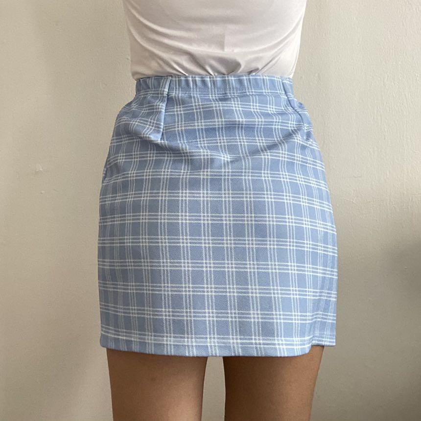SHEIN Split Hem Plaid Skirt in Baby Pastel Blue Picnic Mat