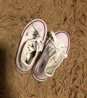 Size 24 class a new high cut converse white