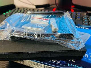 （分類：）位於 。 由 nevetsccf 提交（商品編號 1054925726，圖片 1）。簡介： 。