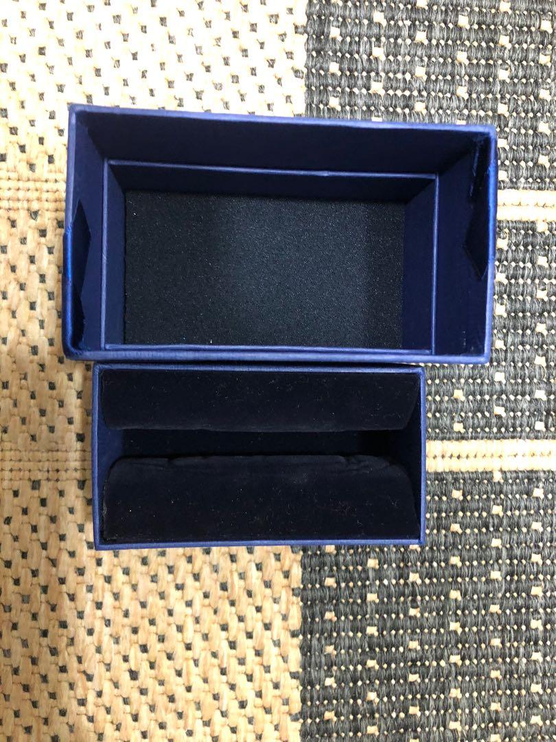 Swarovski Box (Category: Luxury Accessories) located in Marikina City. Submitted by elaishoppe (Listing ID 1055071852, Image 2). Description: .