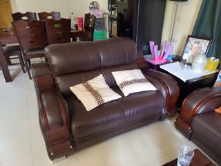 (Category: ) located in . Submitted by edgueva45 (Listing ID 1055172368, Image 1). Description: .
