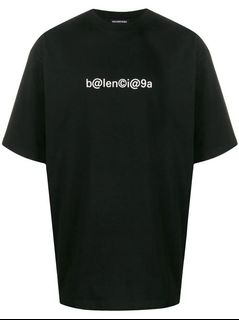 (Category: ) located in . Submitted by shopwithfame (Listing ID 1055208514, Image 1). Description: .