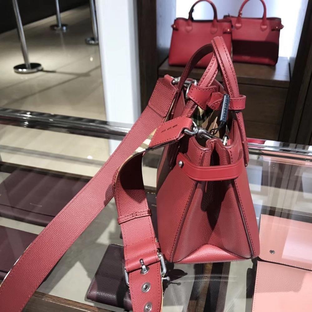 Burberry clearance handbag strap