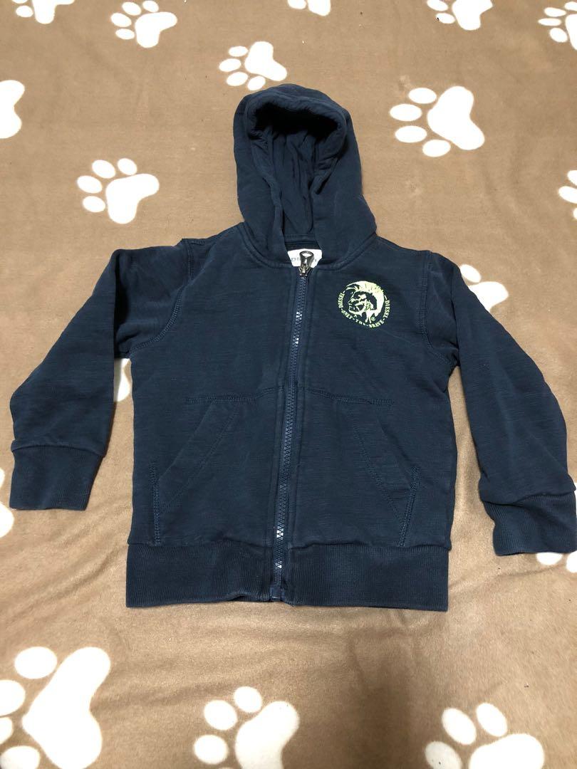 Diesel Hoodie Jacket for 3 yrs (Category: Babies & Kids Fashion) located in Makati City. Submitted by kids.cornerph (Listing ID 1055159327, Image 1). Description: .