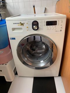 (Category: ) located in . Submitted by potatobaby (Listing ID 1055197622, Image 1). Description: .