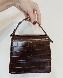 （分類：）位於 。 由 kkk_t 提交（商品編號 1055315849，圖片 1）。簡介： 。