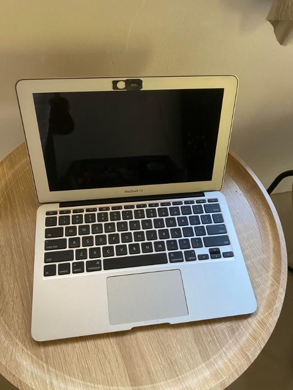 Macbook Air 11 Inch Early 15 Electronics Computers Laptops On Carousell