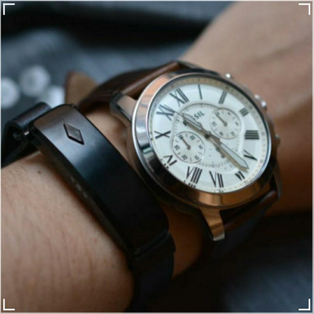Fossil sales q reveler