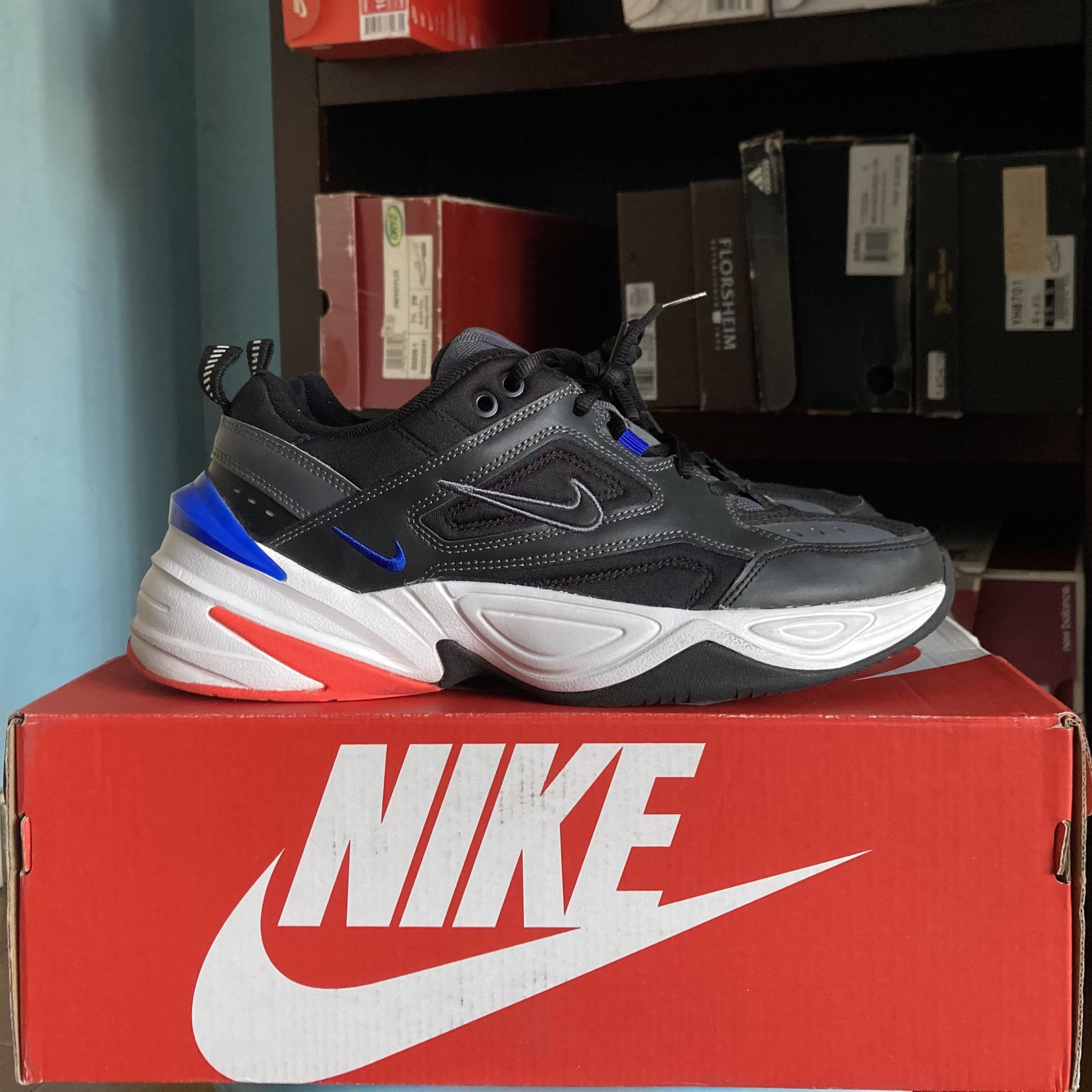 nike chunky sneakers