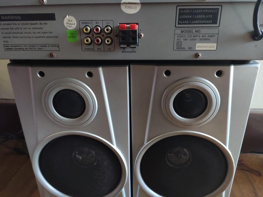 Old Promac VCD-262 MP3+AMP (Category: Portable Music Players) located in Paranaque City. Submitted by daddyu (Listing ID 1055211470, Image 2). Description: Old Promac VCD-262 MP3 with 2 box Amplifier. Di na maopen ang VCD player. Matagal n nkatago.for pickup!.