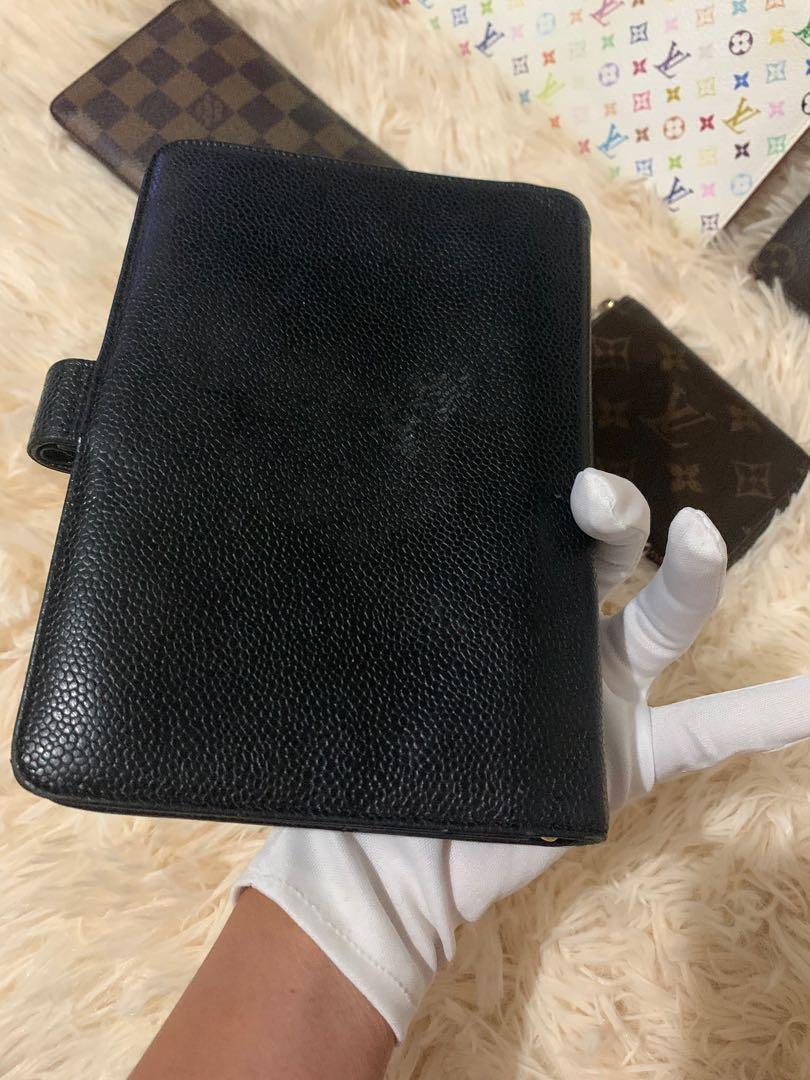 ORIGINAL CHANEL MM SIZE AGENDA (Category: Luxury Bags & Wallets) located in Manila. Submitted by raila.bags (Listing ID 1055274817, Image 2). Description: mm size. po makinis as in with seal.. ❤️BRANDED BAGS and others STUFF❤️ 📌onhand items📣📣 📌🇯🇵🇯🇵DIRECT FROM JAPAN 📛pls add my fb accnt rhodora marzan ⛔️preloved item💕 ⛔️ready to ship❤️❤️🚚 ⛔️all authentic money back💲 ⛔️vibe sms pm or call 📞☎️📲 ⛔️09989537623 smart 📛09359633828 globe ⛔