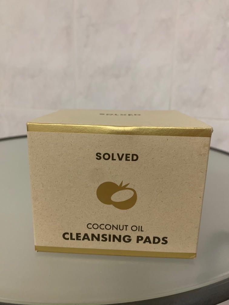 solved coconut cleansing pads