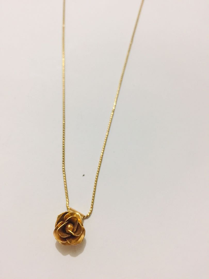 Avon rose necklace top