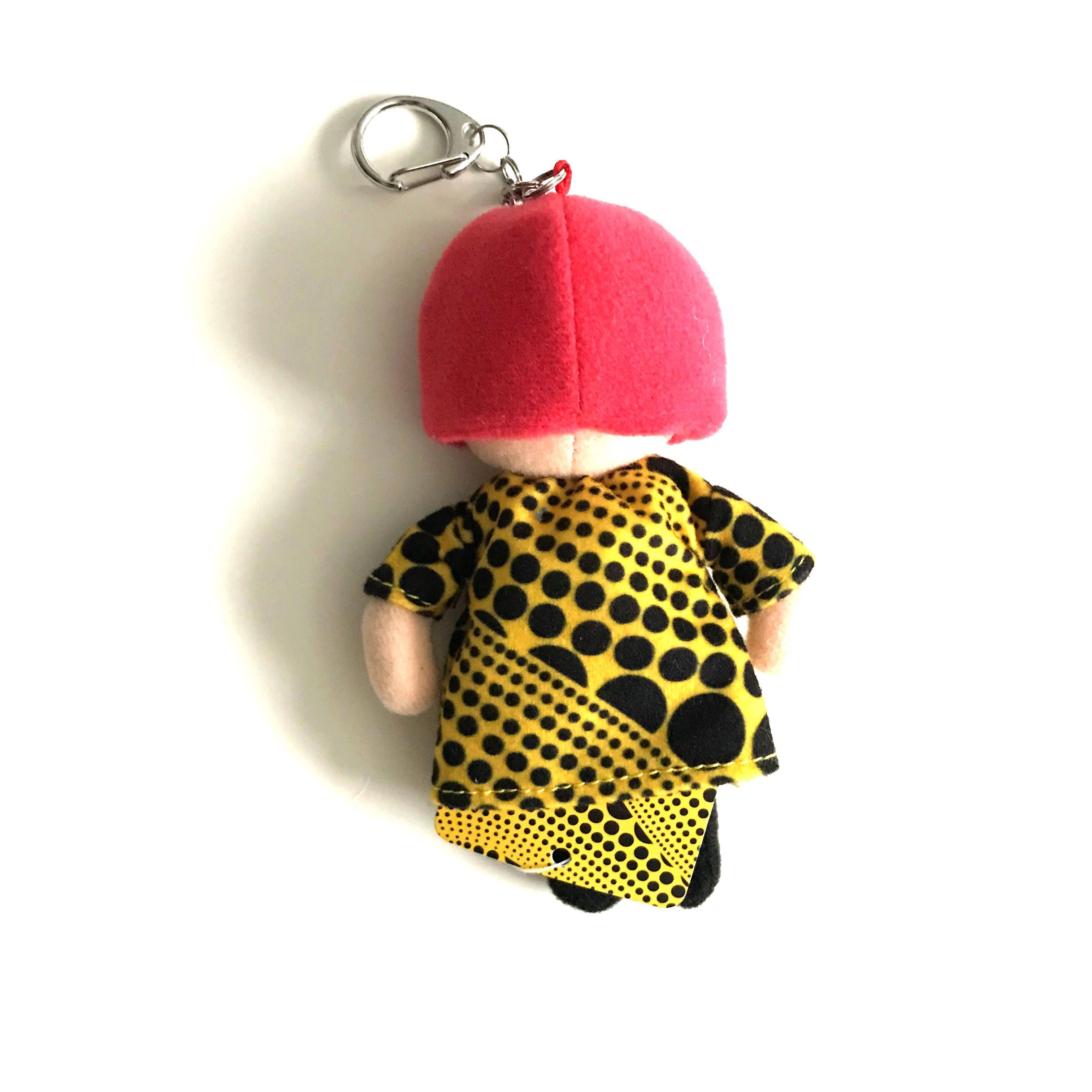 YAYOI KUSAMA Plushie Keychain with Tag, 手作＆自家設計, 藝術品 Carousell