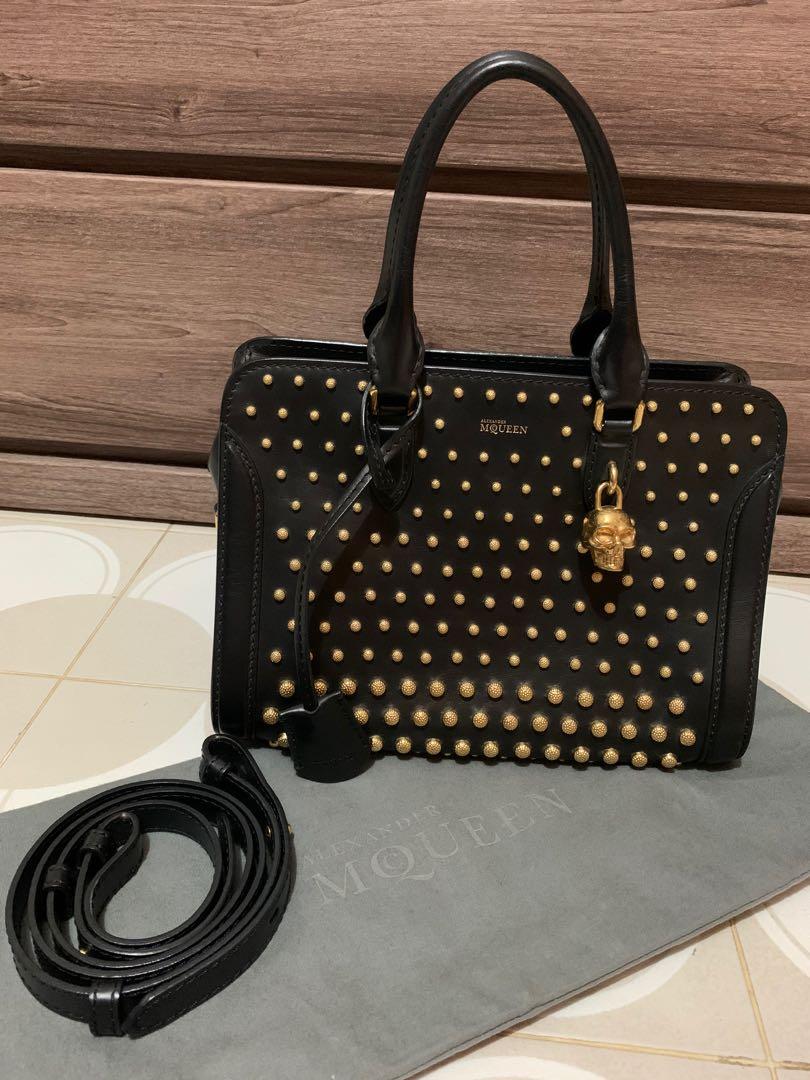 Alexander mcqueen hotsell skull padlock bag