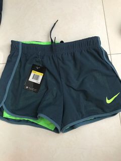 (Category: ) located in . Submitted by gradtripsale (Listing ID 1055435254, Image 1). Description: .
