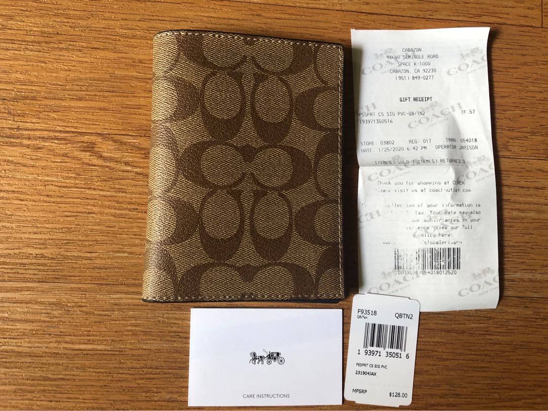 Coach clearance passport bag