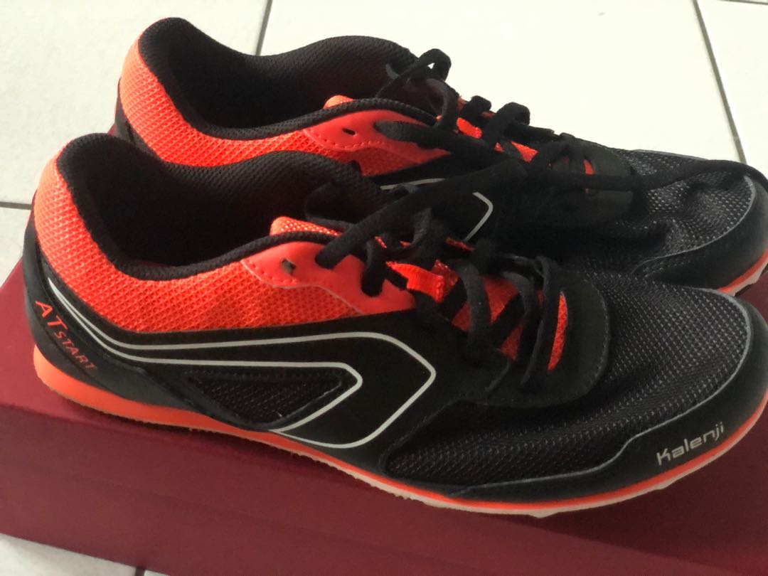 Decathlon track and field shoes almost new EU41, Women's Fashion