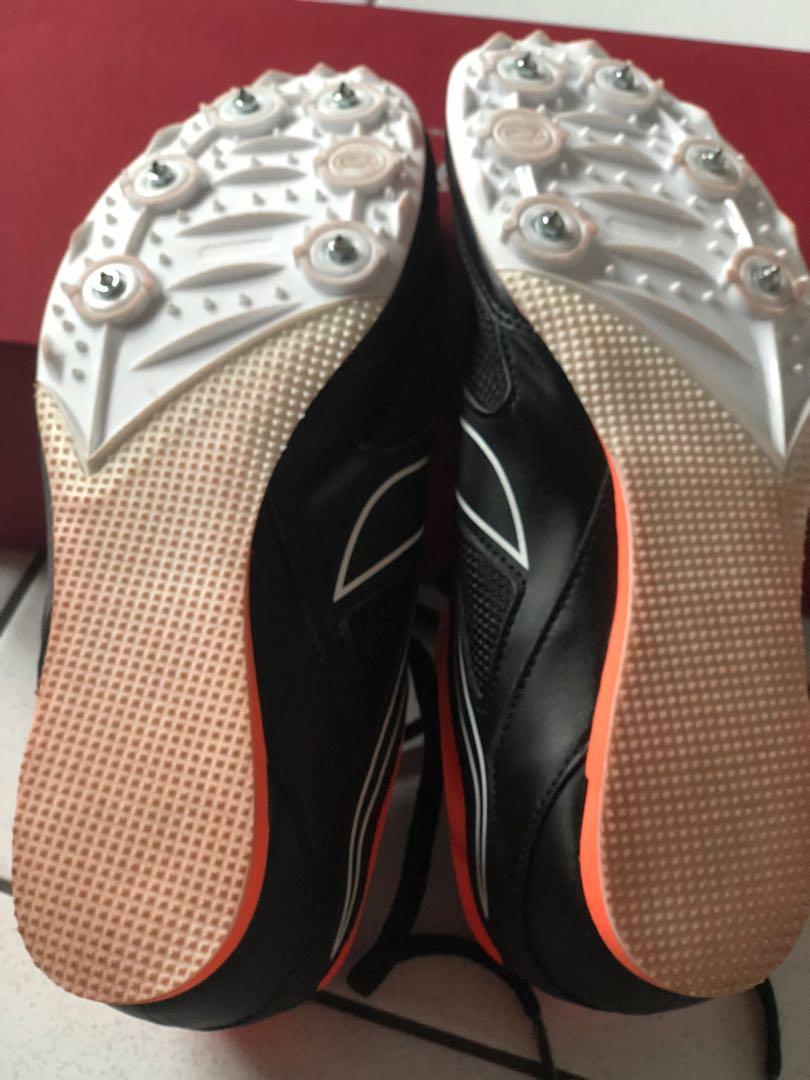 Decathlon track and field shoes almost new EU41, Women's Fashion