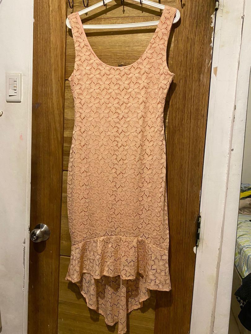 Forever 21 cocktail dress (Category: Evening dresses & gowns) located in Las Pinas. Submitted by jpluxz (Listing ID 1055579551, Image 1). Description: Washed but never used.