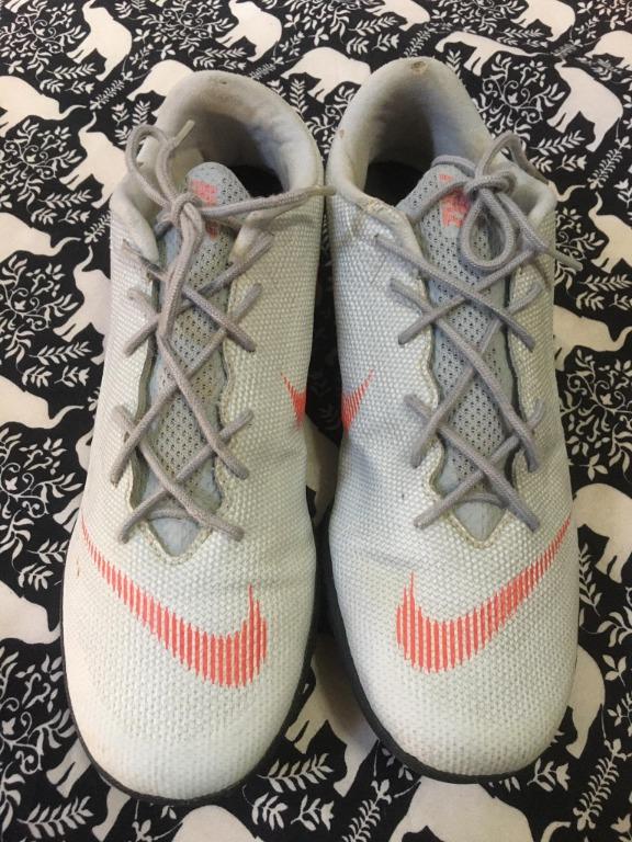 academy women's walking shoes