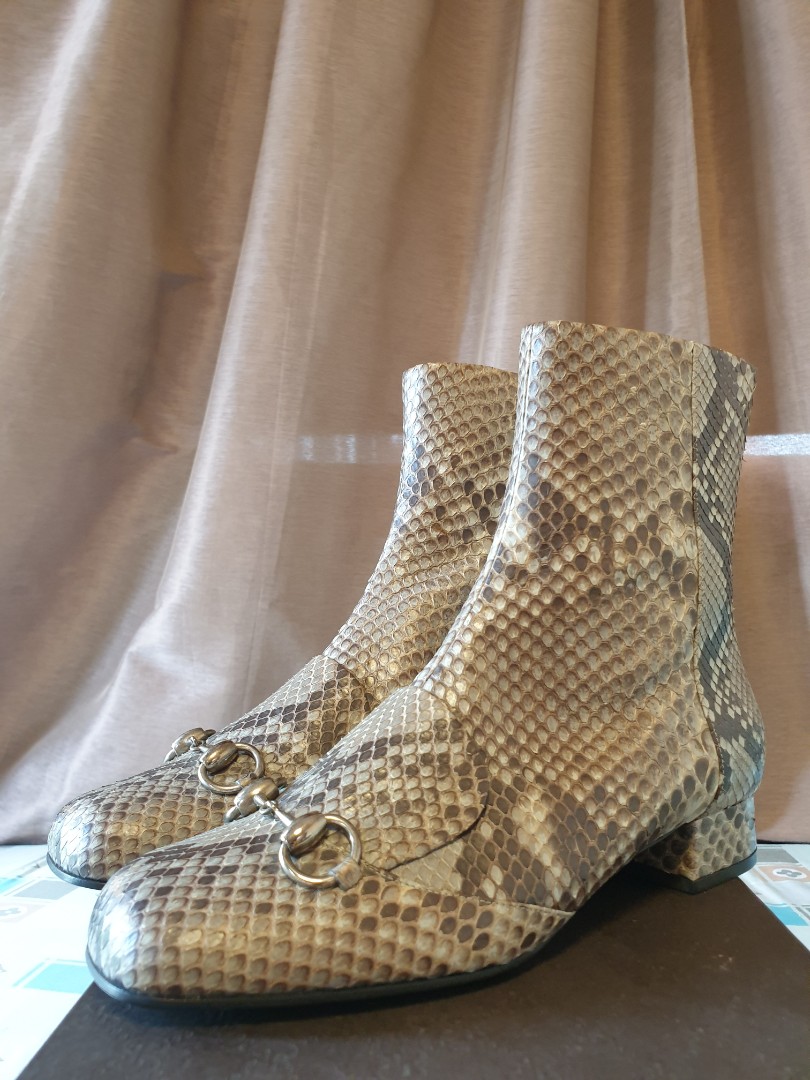 Gucci lillian discount horsebit boot