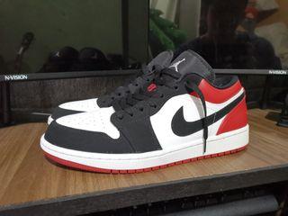 JORDAN 1 Low Blacktoe