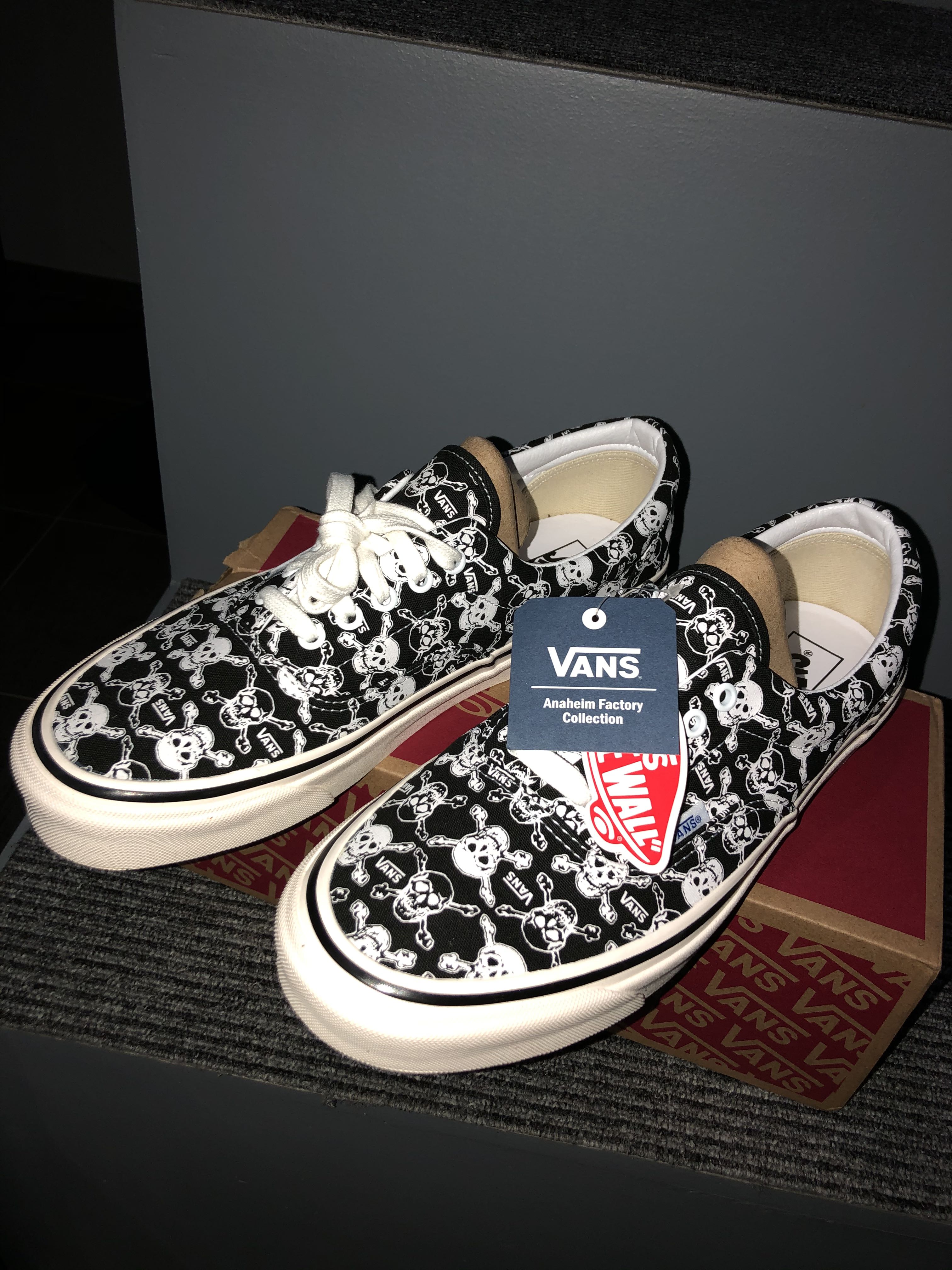 vans era size 11