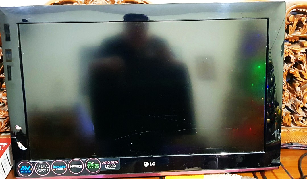 LG 30 inch HD ready flat screen TV 