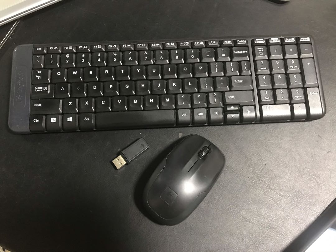 logitech-wireless-keyboard-k220-and-mouse-m150-computers-tech-parts