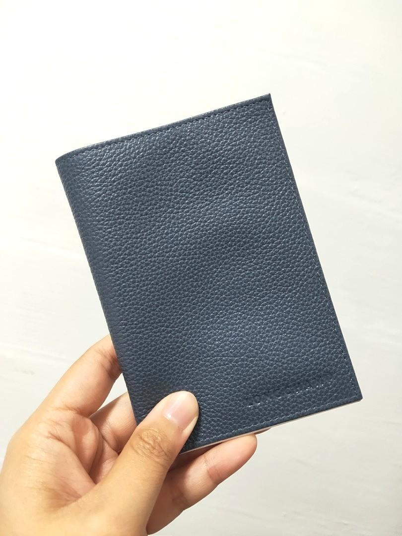 longchamp passport cover