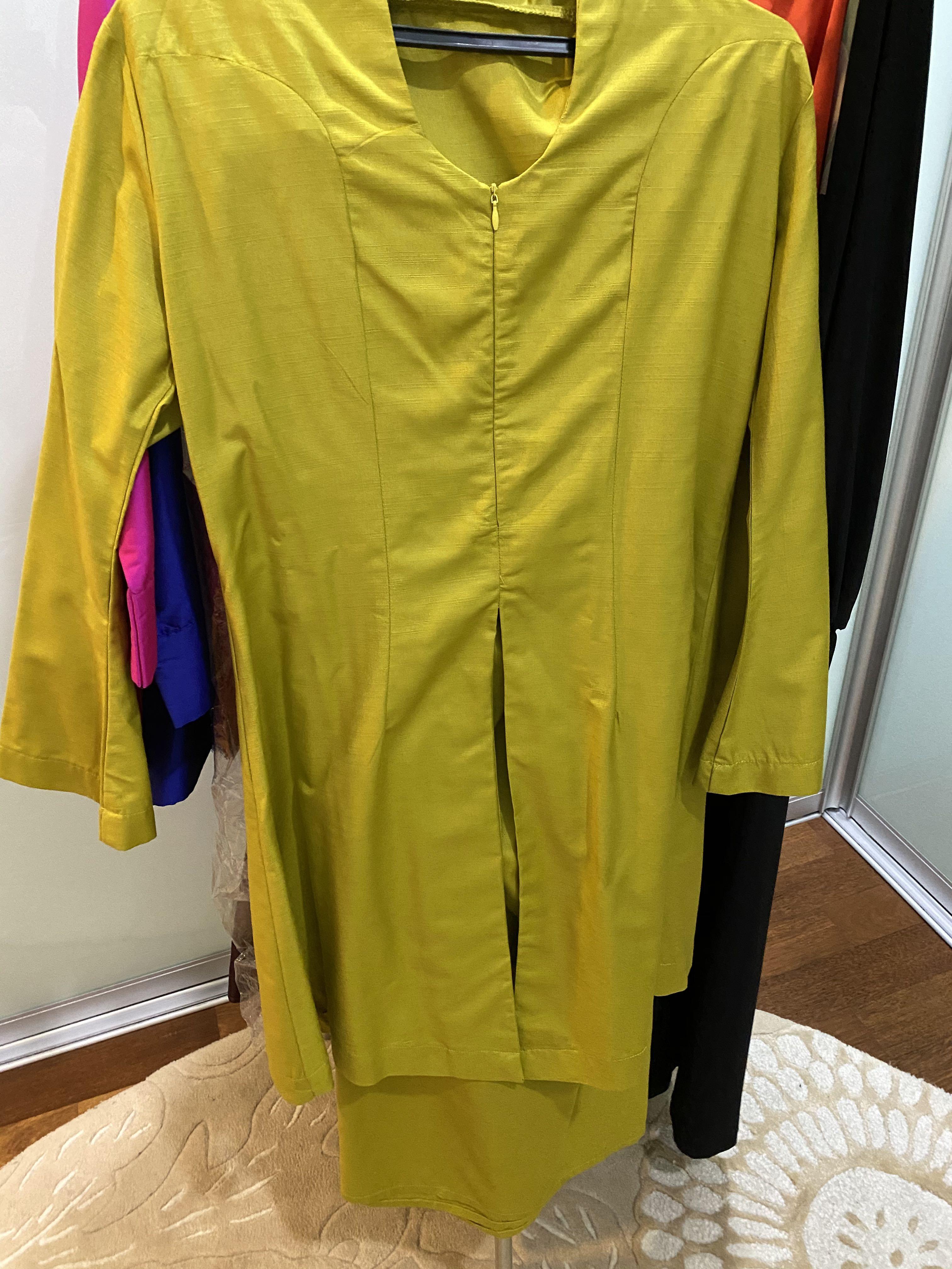 Mak Cun Lime Green Baju Kebaya Labuh Muslimah Fashion Two Piece On Carousell