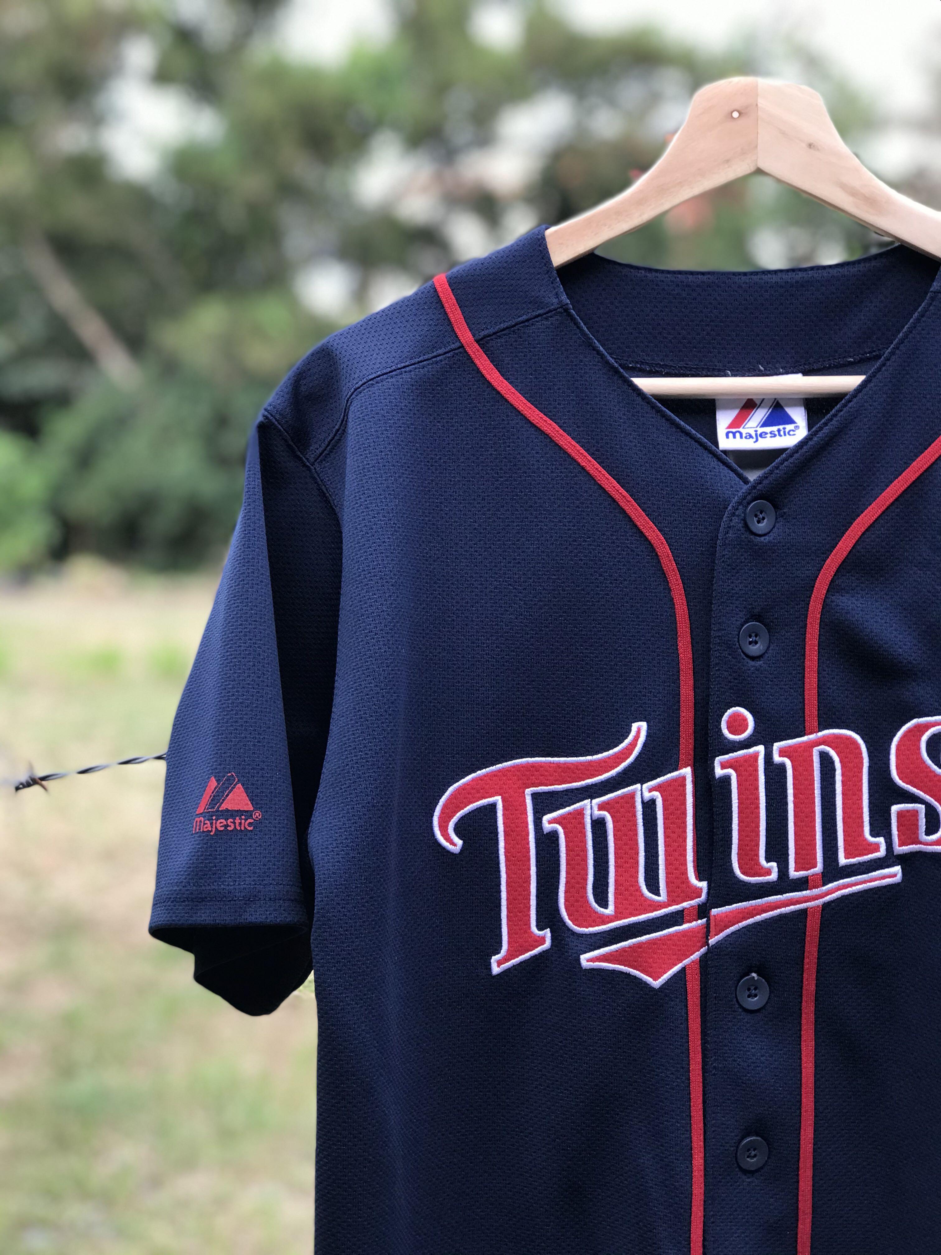 MLB Twins Jersey Tags Vtg Vintage Baseball Hiphop Rap