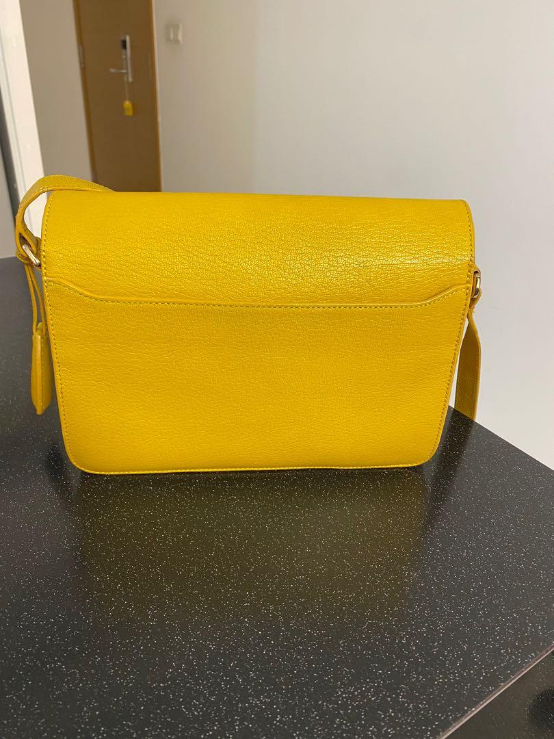 Mulberry bag, Luxury, Bags & Wallets on Carousell