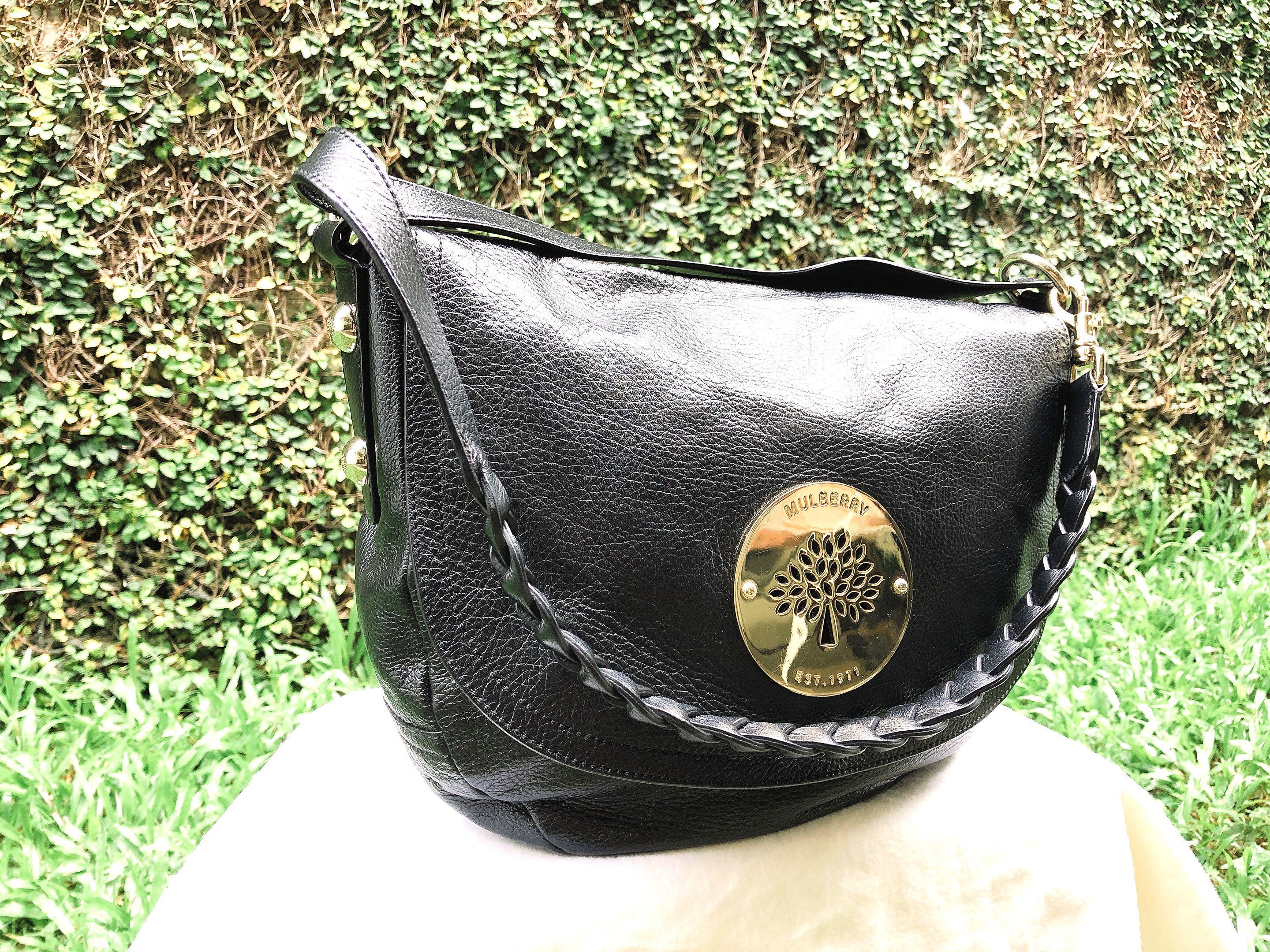 Daria satchel store