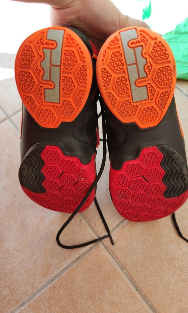 lebron james rubber shoes