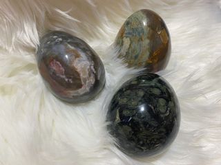(Category: ) located in . Submitted by palace_of_crystal (Listing ID 1055611606, Image 1). Description: .