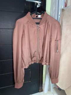(Kategori: ) berada di . Dikirim oleh under350 (ID iklan 1055439355, Gambar 1). Deskripsi: .