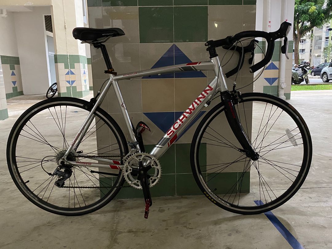 Schwinn 700c outlet phocus 1600
