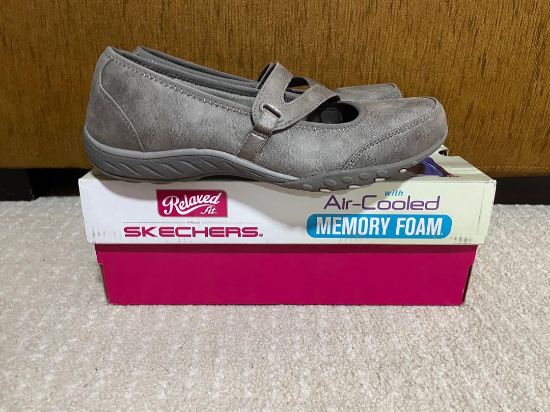 skechers relaxed fit air cooled memory foam womens