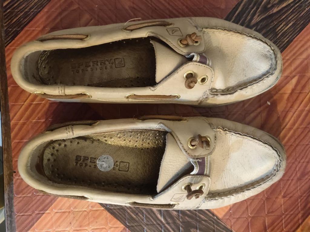 Sperry Nude boat shoes Size 5.5 Women s Fashion Footwear