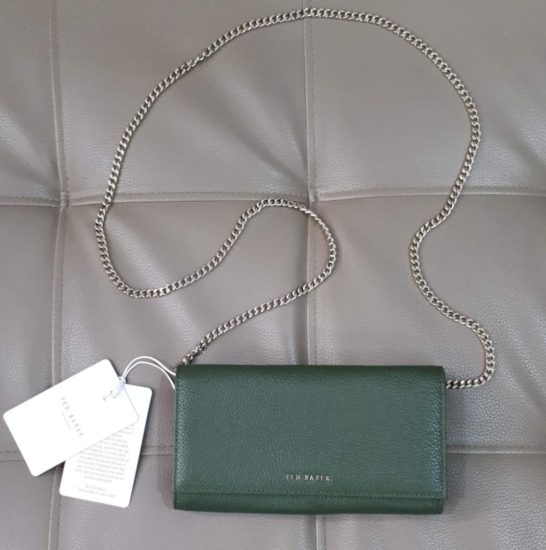 Ted Baker Wallet On Chain