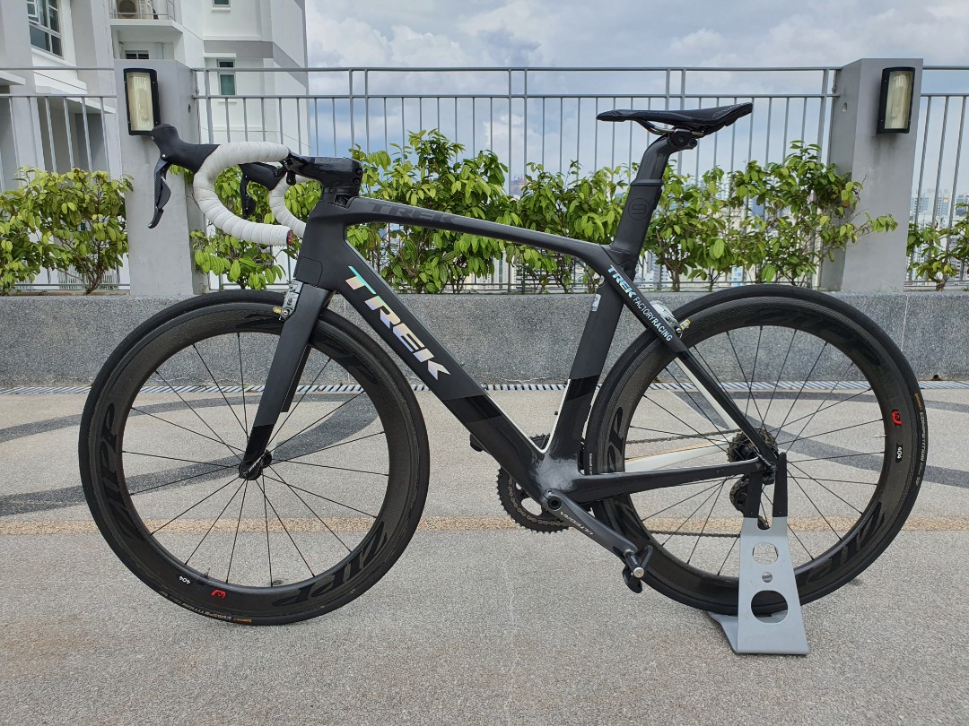 Trek Madone 9 - Size 56, Sports 